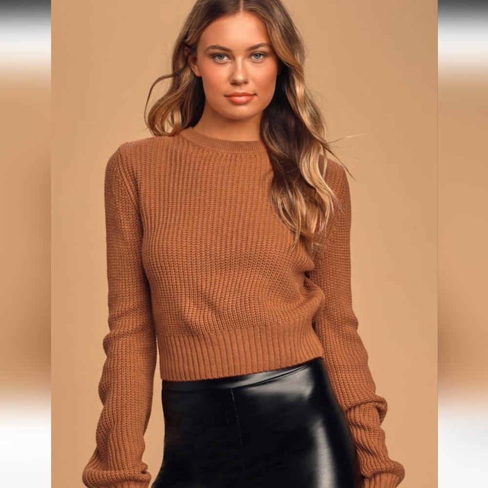 NWT, crop top sweater